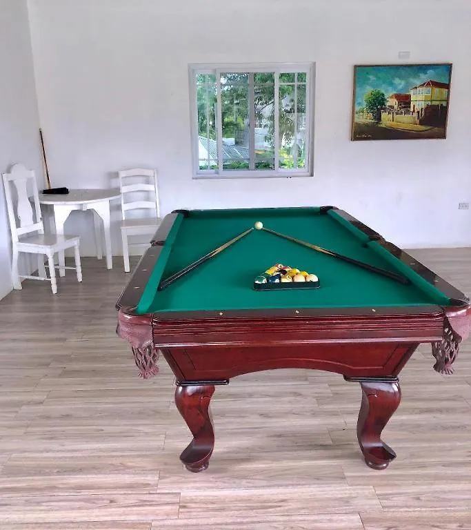 Gold Nugget Hotel Negril 3*,