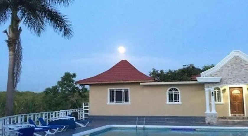 ***  Gold Nugget Hotel Negril Jamaica